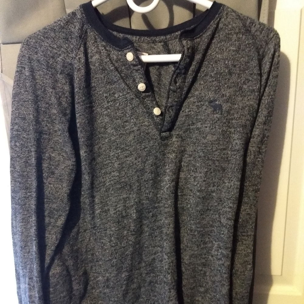 Abercrombie and Fitch longsleeve soft shirt